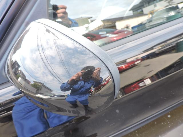 ３シリーズ ３２０ｉツーリング　車検９年５月２日　ＥＴＣ　両側パワーシートスマートキー　２３５／４５／１７純正アルミタイヤ８分山純正ＨＤＤナビ　ＤＶＤ再生　バックカメラ　記録簿平成２３年２４年２５年２６年２９年３１年令和２年３年５年（15枚目）