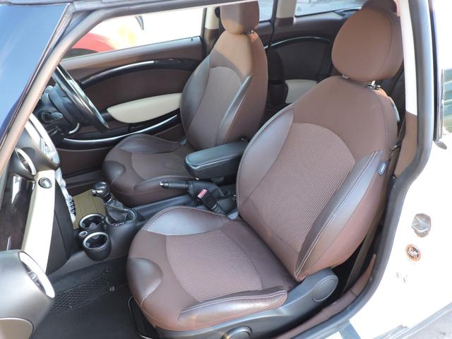 ＭＩＮＩ クーパー　クラブマン　ＣＤ　ＥＴＣ　ブラウンモケットシート　純正アルミ１７５／６５／１５　スタッドレスタイヤホイールセット１７５／６５／１５タイヤ８分山　キーレス　ＡＴオイル交換　ストレーナー交換（36枚目）