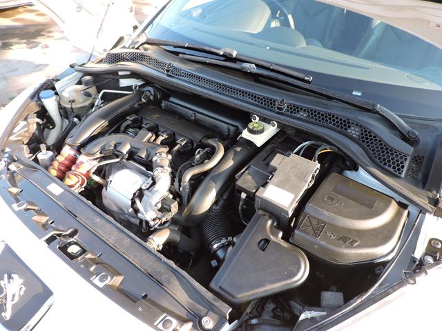 ＲＣＺ ベースグレード　ターボ　ＨＤＤナビ　ＤＶＤ再生　バックカメラ　ＢＴオーディオ　地デジフルセグ　パワーシート　シートヒーター　キーレス　２２５／４５／１８　タイヤ６分山（22枚目）