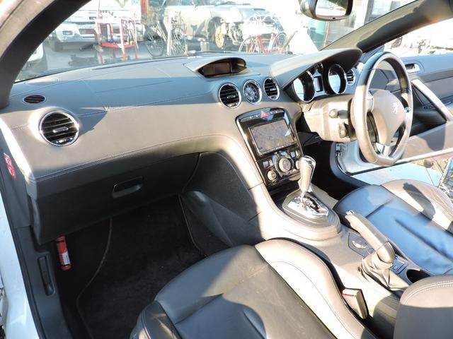 ＲＣＺ ベースグレード　ターボ　ＨＤＤナビ　ＤＶＤ再生　バックカメラ　ＢＴオーディオ　地デジフルセグ　パワーシート　シートヒーター　キーレス　２２５／４５／１８　タイヤ６分山（33枚目）