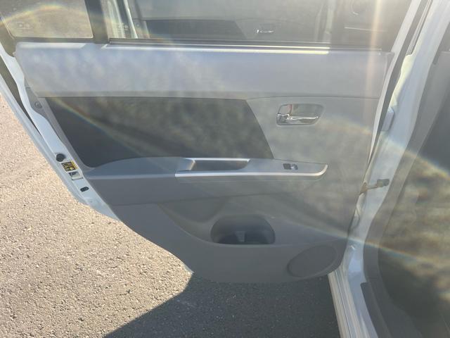 ワゴンＲ ＦＸリミテッドＩＩ　スマートキー　プッシュスタート　パナソニックナビ　テレビ　Ｂｌｕｅｔｏｏｔｈオーディオ　純正１４インチ　アルミ　走行３万キロ台（41枚目）