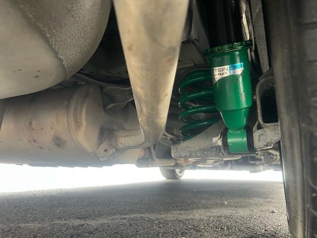 エスティマ アエラス　プレミアムエディション　スマートキー　プッシュスタート　両側パワースライドドア　　純正ナビ　ＴＶ　バックカメラ　ハーフレザーシート　車高調　２０インチアルミドライブレコーダー　走行無制限一年保証（69枚目）