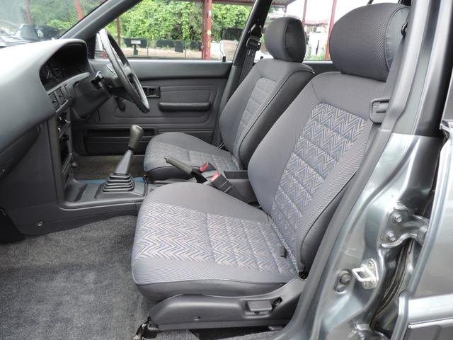 RVスペシャル 5速MT デフロック付きフルタイム4WD(10枚目)