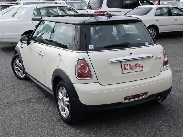 ＭＩＮＩ クーパー　Ｒ５６型　３ドア　ミニクーパー　オートエアコン　パワステ　パワーウインド　ＡＢＳ　エアバック　キーレス　純正１５インチアルミ　フォグランプ（8枚目）