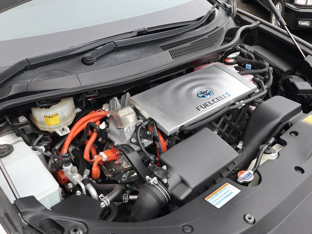 ＭＩＲＡＩ ベースグレード　水素自動車　純正ＳＤナビ　ＣＤ／ＤＶＤ／Ｂｌｕｅｔｏｏｔｈ／ＴＶ再生　バックカメラ　ＥＴＣ　スマートキー　レーダークルコン　黒革シート　全席シートヒーター　ステアリングヒーター　ＬＥＤヘッドライト（4枚目）