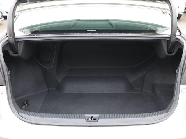 ＭＩＲＡＩ ベースグレード　水素自動車　純正ＳＤナビ　ＣＤ／ＤＶＤ／Ｂｌｕｅｔｏｏｔｈ／ＴＶ再生　バックカメラ　ＥＴＣ　スマートキー　レーダークルコン　黒革シート　全席シートヒーター　ステアリングヒーター　ＬＥＤヘッドライト（40枚目）