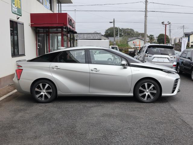ＭＩＲＡＩ ベースグレード　水素自動車　純正ＳＤナビ　ＣＤ／ＤＶＤ／Ｂｌｕｅｔｏｏｔｈ／ＴＶ再生　バックカメラ　ＥＴＣ　スマートキー　レーダークルコン　黒革シート　全席シートヒーター　ステアリングヒーター　ＬＥＤヘッドライト（52枚目）