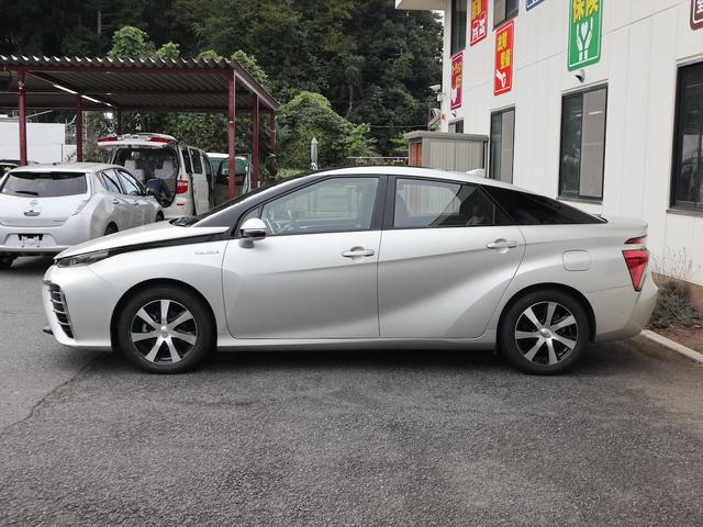 ＭＩＲＡＩ ベースグレード　水素自動車　純正ＳＤナビ　ＣＤ／ＤＶＤ／Ｂｌｕｅｔｏｏｔｈ／ＴＶ再生　バックカメラ　ＥＴＣ　スマートキー　レーダークルコン　黒革シート　全席シートヒーター　ステアリングヒーター　ＬＥＤヘッドライト（53枚目）