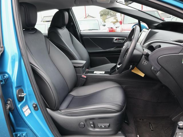 ＭＩＲＡＩ ベースグレード　水素自動車　純正ＳＤナビ　ＣＤ／ＤＶＤ／Ｂｌｕｅｔｏｏｔｈ／ＴＶ再生　バックカメラ　ＥＴＣ　スマートキー　レーダークルコン　黒革シート　全席シートヒーター　ステアリングヒーター　ＬＥＤヘッドライト（9枚目）