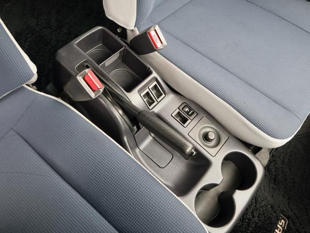 サンバーディアス ディアス　スーパーチャージャー　最終後期型　両側スライドドア　前席パワーウインド　パワステ　エアコン　エアバック　フルフラットシート　キーレス　ＥＴＣ　４気筒エンジン　スーパーチャージャー（32枚目）