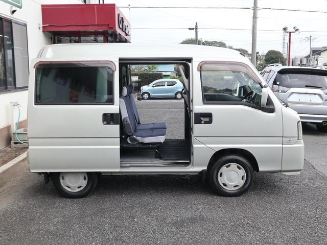 サンバーディアス ディアス　スーパーチャージャー　最終後期型　両側スライドドア　前席パワーウインド　パワステ　エアコン　エアバック　フルフラットシート　キーレス　ＥＴＣ　４気筒エンジン　スーパーチャージャー（52枚目）