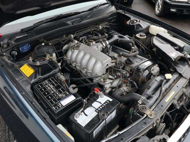 NISSAN LAUREL 25CLUB S
