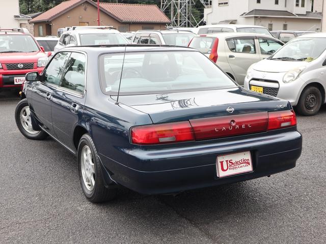 NISSAN LAUREL 25CLUB S