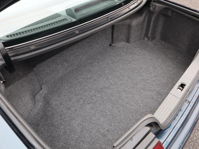 NISSAN LAUREL 25CLUB S