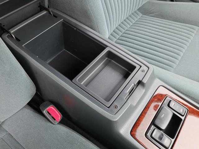 NISSAN LAUREL 25CLUB S