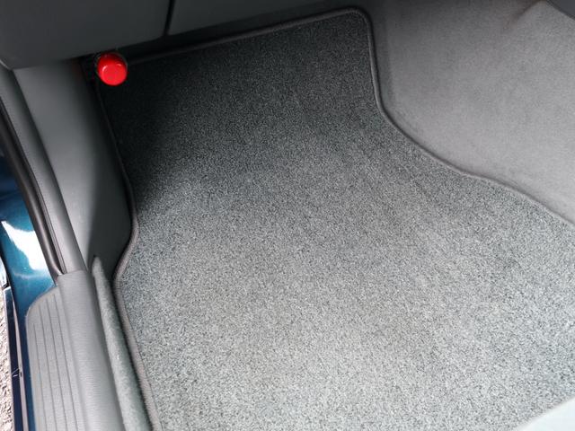 NISSAN LAUREL 25CLUB S