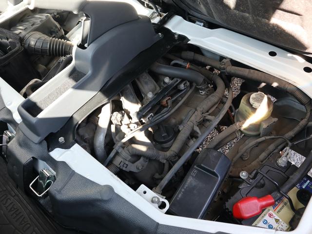 ハイゼットカーゴ デッキバン 5速MT 4WD エアコン パワステ ドアバイザー 純正流用14インチアルミ 夏タイヤ4本新品 スタッドレスタイヤ積込 車検記録簿 軽トラ(4枚目)