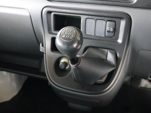 ハイゼットカーゴ デッキバン 5速MT 4WD エアコン パワステ ドアバイザー 純正流用14インチアルミ 夏タイヤ4本新品 スタッドレスタイヤ積込 車検記録簿 軽トラ(14枚目)