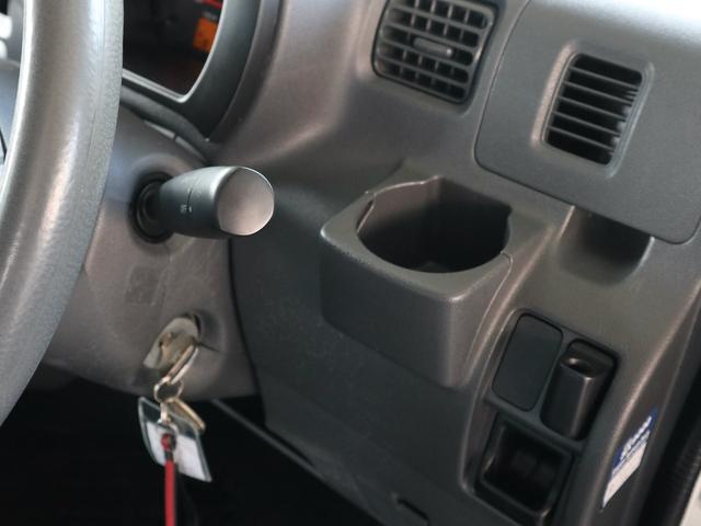 ハイゼットカーゴ デッキバン 5速MT 4WD エアコン パワステ ドアバイザー 純正流用14インチアルミ 夏タイヤ4本新品 スタッドレスタイヤ積込 車検記録簿 軽トラ(25枚目)