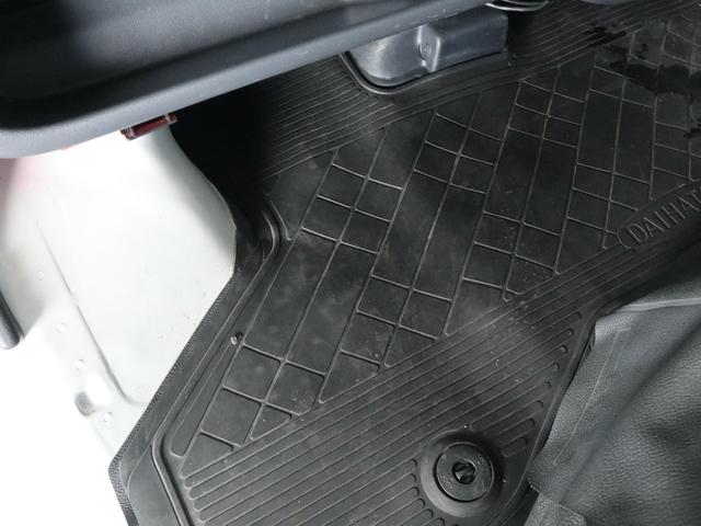 ハイゼットカーゴ デッキバン 5速MT 4WD エアコン パワステ ドアバイザー 純正流用14インチアルミ 夏タイヤ4本新品 スタッドレスタイヤ積込 車検記録簿 軽トラ(32枚目)