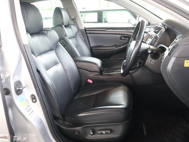 TOYOTA CROWN ATHLETE PREMIUM EDITION