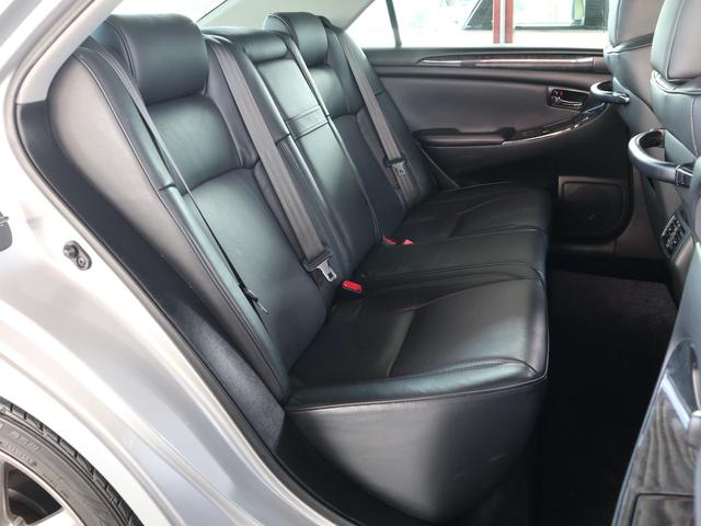 TOYOTA CROWN ATHLETE PREMIUM EDITION