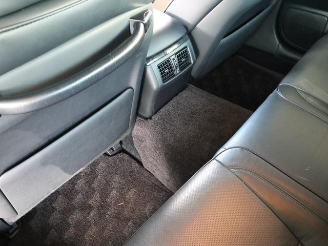 TOYOTA CROWN ATHLETE PREMIUM EDITION