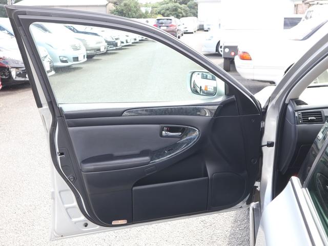 TOYOTA CROWN ATHLETE PREMIUM EDITION