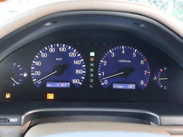 TOYOTA PROGRES NC300 WALNUT PACKAGE