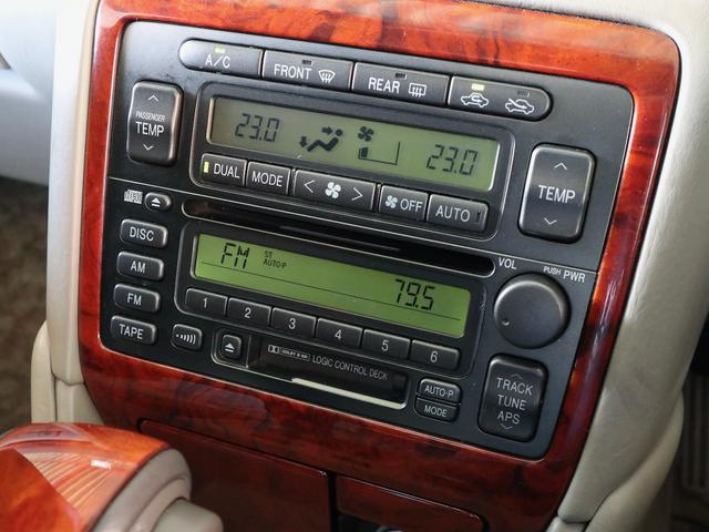 TOYOTA PROGRES NC300 WALNUT PACKAGE