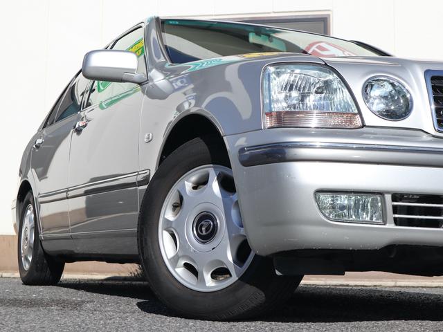 TOYOTA PROGRES NC300 WALNUT PACKAGE