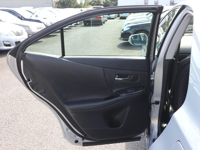 ＨＳ ＨＳ２５０ｈ　純正ＨＤＤナビ　ＣＤ／ＭＤ／ＤＶＤ／ＭＳ／ＴＶ／Ｂｌｕｅｔｏｏｔｈ再生　バックカメラ　ＥＴＣ　スマートキー　クルコン　電動コーナーポール　ＬＥＤライト　純正１７インチアルミ（44枚目）