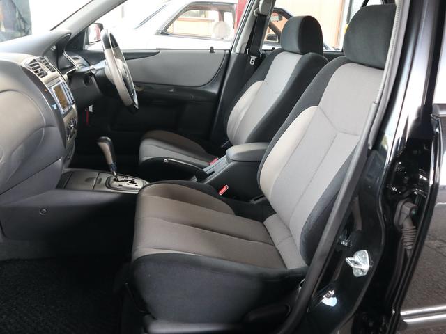 ファミリアＳ－ワゴン スポルト２０　ＤＶＤナビ　ＣＤＭＤ再生　ＥＴＣ　キーレス　純正ナルディステア　エアロ　リアスポイラー　ドアバイザー　純正１６インチアルミ　フロントフォグランプ　ディーラー整備記録簿　ワンオーナー（10枚目）