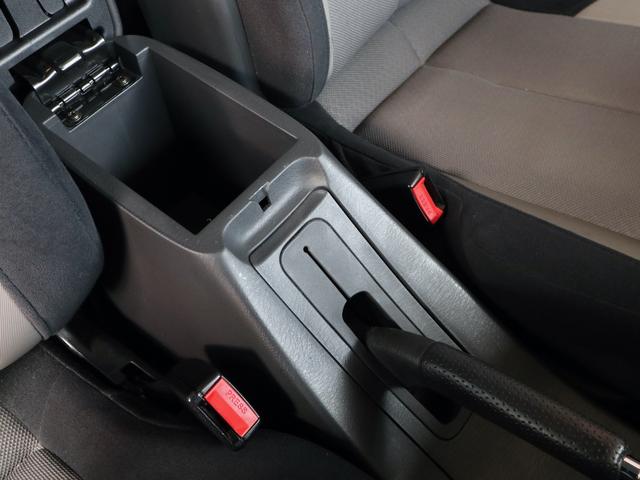 ファミリアＳ－ワゴン スポルト２０　ＤＶＤナビ　ＣＤＭＤ再生　ＥＴＣ　キーレス　純正ナルディステア　エアロ　リアスポイラー　ドアバイザー　純正１６インチアルミ　フロントフォグランプ　ディーラー整備記録簿　ワンオーナー（31枚目）