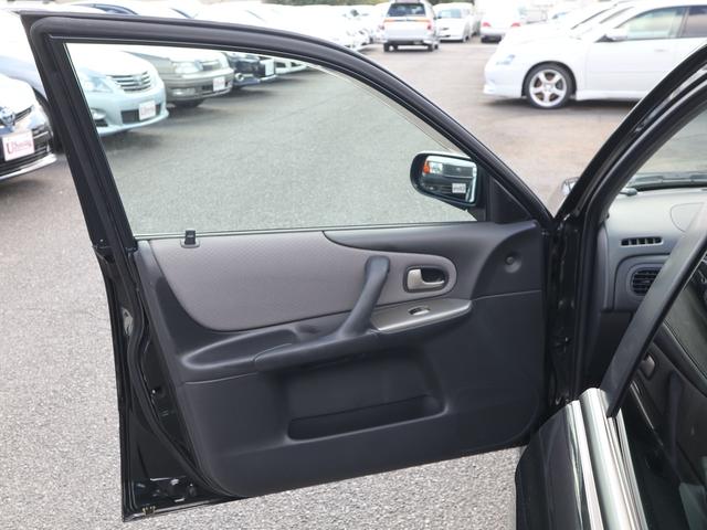 ファミリアＳ－ワゴン スポルト２０　ＤＶＤナビ　ＣＤＭＤ再生　ＥＴＣ　キーレス　純正ナルディステア　エアロ　リアスポイラー　ドアバイザー　純正１６インチアルミ　フロントフォグランプ　ディーラー整備記録簿　ワンオーナー（37枚目）