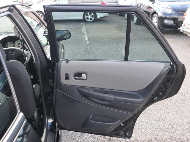 ファミリアＳ－ワゴン スポルト２０　ＤＶＤナビ　ＣＤＭＤ再生　ＥＴＣ　キーレス　純正ナルディステア　エアロ　リアスポイラー　ドアバイザー　純正１６インチアルミ　フロントフォグランプ　ディーラー整備記録簿　ワンオーナー（38枚目）