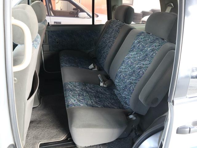 プレーリージョイ エアロエクスプレス　オーテック　専用フルエアロ　大型リアスポイラー　ルーフレール　ドアバイザー　純正１４インチアルミ　純正ＣＤオーディオ　３列シート　７人乗り　両側スライドドア　ＳＲ２０ＤＥエンジン　フルノーマル車（12枚目）