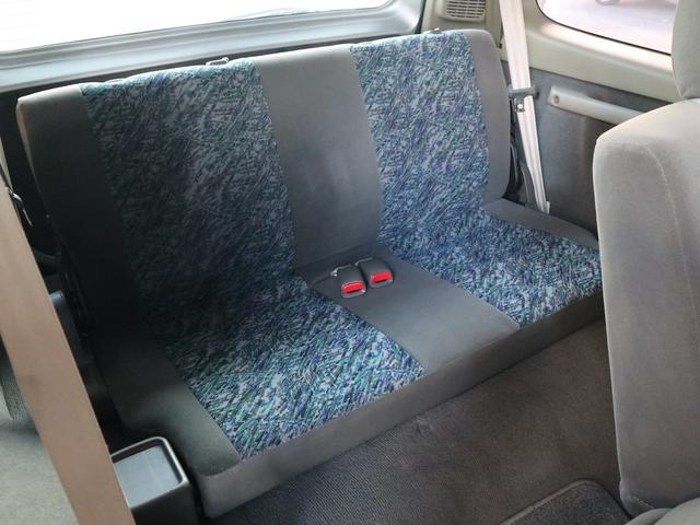 プレーリージョイ エアロエクスプレス　オーテック　専用フルエアロ　大型リアスポイラー　ルーフレール　ドアバイザー　純正１４インチアルミ　純正ＣＤオーディオ　３列シート　７人乗り　両側スライドドア　ＳＲ２０ＤＥエンジン　フルノーマル車（13枚目）