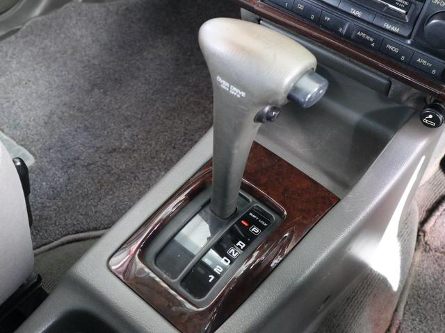 プレーリージョイ エアロエクスプレス　オーテック　専用フルエアロ　大型リアスポイラー　ルーフレール　ドアバイザー　純正１４インチアルミ　純正ＣＤオーディオ　３列シート　７人乗り　両側スライドドア　ＳＲ２０ＤＥエンジン　フルノーマル車（16枚目）