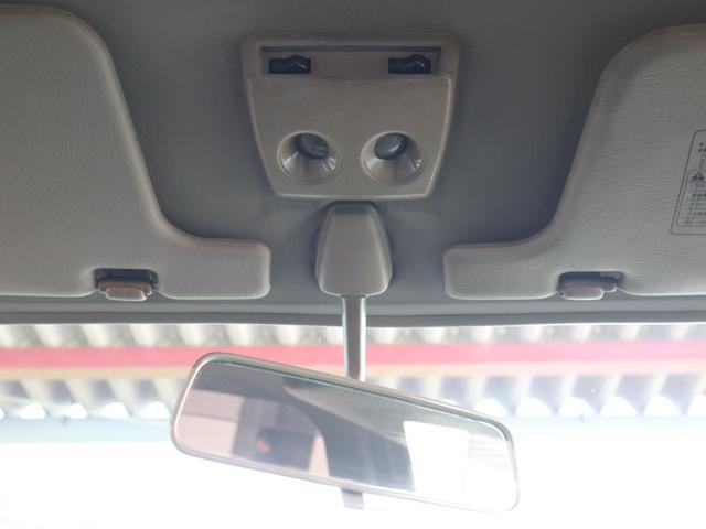 プレーリージョイ エアロエクスプレス　オーテック　専用フルエアロ　大型リアスポイラー　ルーフレール　ドアバイザー　純正１４インチアルミ　純正ＣＤオーディオ　３列シート　７人乗り　両側スライドドア　ＳＲ２０ＤＥエンジン　フルノーマル車（23枚目）