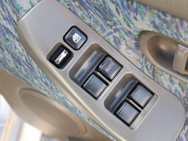 プレーリージョイ エアロエクスプレス　オーテック　専用フルエアロ　大型リアスポイラー　ルーフレール　ドアバイザー　純正１４インチアルミ　純正ＣＤオーディオ　３列シート　７人乗り　両側スライドドア　ＳＲ２０ＤＥエンジン　フルノーマル車（35枚目）