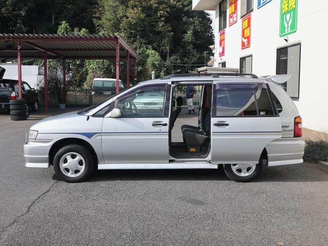 プレーリージョイ エアロエクスプレス　オーテック　専用フルエアロ　大型リアスポイラー　ルーフレール　ドアバイザー　純正１４インチアルミ　純正ＣＤオーディオ　３列シート　７人乗り　両側スライドドア　ＳＲ２０ＤＥエンジン　フルノーマル車（50枚目）