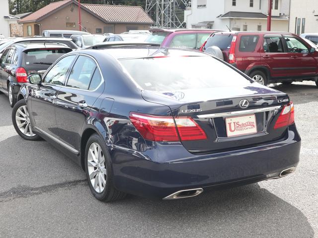 ＬＳ ＬＳ４６０　バージョンＣ　Ｉパッケージ　中期型　ベージュ内装　サンルーフ　純正ＨＤＤナビ　ＣＤ／ＤＶＤ／ＭＳ／ＴＶ再生　バックカメラ　ＥＴＣ　スマートキー　クルコン　ＨＩＤライト　冷暖パワーシート　リアシートヒーター　リアシェード（8枚目）