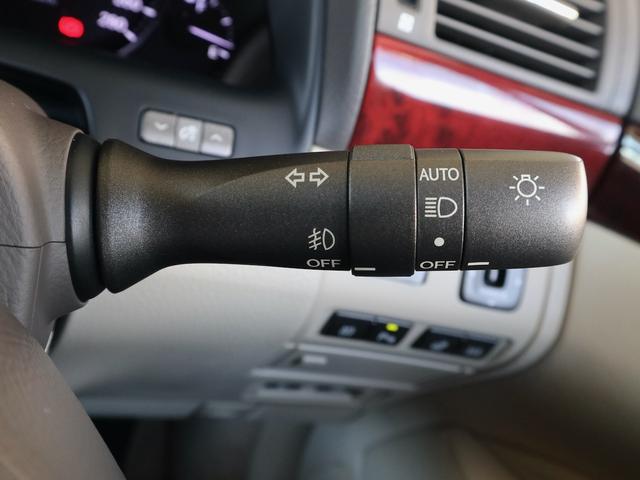 ＬＳ ＬＳ４６０　バージョンＣ　Ｉパッケージ　中期型　ベージュ内装　サンルーフ　純正ＨＤＤナビ　ＣＤ／ＤＶＤ／ＭＳ／ＴＶ再生　バックカメラ　ＥＴＣ　スマートキー　クルコン　ＨＩＤライト　冷暖パワーシート　リアシートヒーター　リアシェード（23枚目）