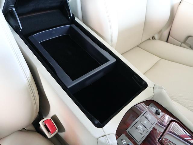 ＬＳ ＬＳ４６０　バージョンＣ　Ｉパッケージ　中期型　ベージュ内装　サンルーフ　純正ＨＤＤナビ　ＣＤ／ＤＶＤ／ＭＳ／ＴＶ再生　バックカメラ　ＥＴＣ　スマートキー　クルコン　ＨＩＤライト　冷暖パワーシート　リアシートヒーター　リアシェード（36枚目）