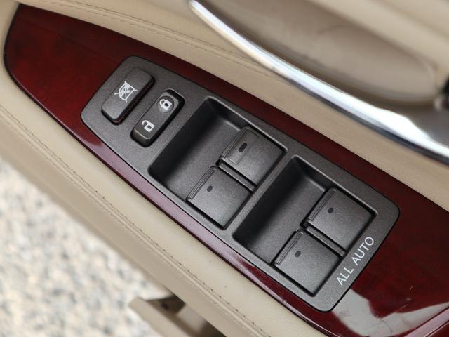 ＬＳ ＬＳ４６０　バージョンＣ　Ｉパッケージ　中期型　ベージュ内装　サンルーフ　純正ＨＤＤナビ　ＣＤ／ＤＶＤ／ＭＳ／ＴＶ再生　バックカメラ　ＥＴＣ　スマートキー　クルコン　ＨＩＤライト　冷暖パワーシート　リアシートヒーター　リアシェード（41枚目）