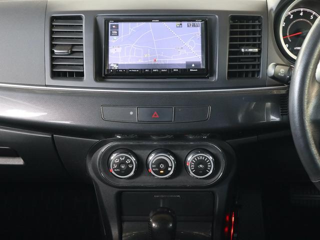 ギャランフォルティススポーツバック スポーツ　５ドア　純正ＳＤナビ　ＣＤ／ＤＶＤ／ＴＶ再生　バックカメラ　ＥＴＣ　スマートキー　クルコン　パドルシフト　ＨＩＤライト　フォグランプ　純正１８インチアルミ　リアスポイラー　ドアバイザー　フルノーマル（3枚目）