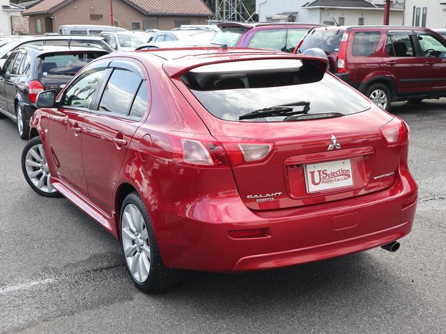 ギャランフォルティススポーツバック スポーツ　５ドア　純正ＳＤナビ　ＣＤ／ＤＶＤ／ＴＶ再生　バックカメラ　ＥＴＣ　スマートキー　クルコン　パドルシフト　ＨＩＤライト　フォグランプ　純正１８インチアルミ　リアスポイラー　ドアバイザー　フルノーマル（8枚目）