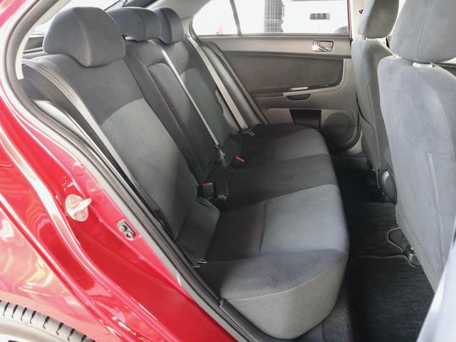 ギャランフォルティススポーツバック スポーツ　５ドア　純正ＳＤナビ　ＣＤ／ＤＶＤ／ＴＶ再生　バックカメラ　ＥＴＣ　スマートキー　クルコン　パドルシフト　ＨＩＤライト　フォグランプ　純正１８インチアルミ　リアスポイラー　ドアバイザー　フルノーマル（11枚目）