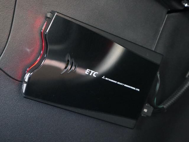 ギャランフォルティススポーツバック スポーツ　５ドア　純正ＳＤナビ　ＣＤ／ＤＶＤ／ＴＶ再生　バックカメラ　ＥＴＣ　スマートキー　クルコン　パドルシフト　ＨＩＤライト　フォグランプ　純正１８インチアルミ　リアスポイラー　ドアバイザー　フルノーマル（20枚目）